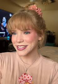 Opening Duties at the Beauty Suite for Bridal Makeup