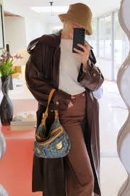 Behati prinsloo (vanderbijlpark, 16 de maio de 1988) é uma modelo namibiana.faz parte do casting da linha de lingerie victoria. Elsa Hosk Instagram Story April 14 2021 Star Style