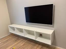 62545 jeux gratuits pour mobile, tablette et smart tv Un Meuble Tv Suspendu Tout Suspendu