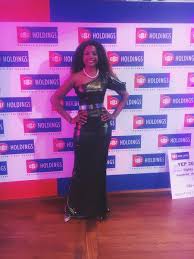 1890 yılında geçen anne öğretmen olan ebeveynlerini küçük yaşta kaybettikten sonra yetim kalan kızıl saçlı bir kızın hikayesidir. Anne Nhira Annenhira Twitter