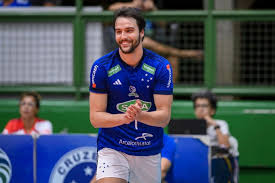Oppenkoski pede dispensa da seleção brasileira de vôlei a poucos dias da estreia na VNL