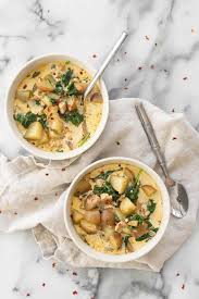 Potato Spinach And Sausage Soup And Giveaway Delish Knowledge Recipe Healthy Vegetarian Dinner Healthy Recipes Vegetarian Recipes
