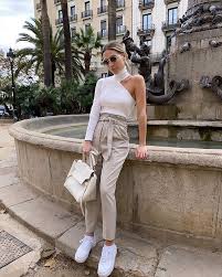 Ann Kathrin Gotze Auf Instagram Barcelona 11 27 In 2020 Gotze Barcelona Instagram