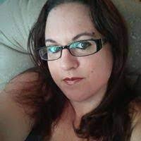 Carolyn Mcneece's Instagram, Twitter & Facebook