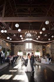 Michigan Wedding Venues Charlevoix Mi Castle Farms Cortney And Mike First Dance Michigan Wedding Venues Wedding Venues Indoor Michigan Wedding