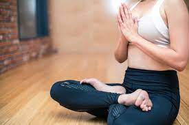 We hear stories, make pictures in our heads and. Meditation Gegen Stress Essen Und Emotionalen Hunger Achtsam Schlank