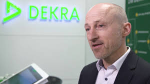 DEKRA AU Spezialist Thomas Ost im Interview