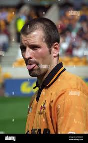 Steve bull england footballer hi-res stock photography and images