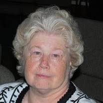 Peggy Curry's Instagram, Twitter & Facebook