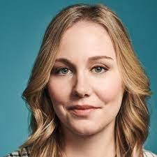 Holly Epstein's Instagram, Twitter & Facebook