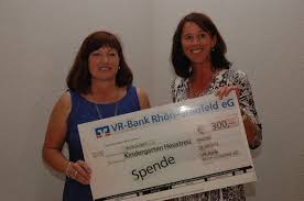 Vr Bank Spende Unterstutzt Kindergarten Volksbank Raiffeisenbank Rhon Grabfeld Eg Ihre Bank In Bad Neustadt Und Umgebung