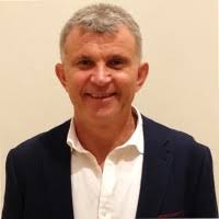 100+ perfiles de «Brumec»