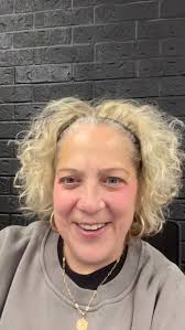 Don’t give Up, Psalm 40 1-3, For the director of music. Of David. A psalm.,  1 I waited patiently for the Lord;, he turned to me and heard my cry., 2 He  lifted me out of the slimy pit,, out of the mud ...