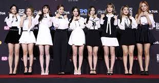 Fromis_9 facts & ideal types fromis_9 (프로미스 / 프로미스나인), an initialism for 'from idol school', consists of 9 members: Iuvzrkfflqgxrm