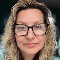 Mary Mizell's Instagram, Twitter & Facebook