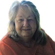 Jennifer Crisp's Instagram, Twitter & Facebook