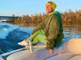 Катерина осадча та юрій горбунов чекають поповнення в родині. Gorbunov Ziznavsya Sho Sumuye Za Osadchoyu Z Sinom Bulvar Shoubiz