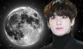 El cumpleaños de jungkook fue celebrado por todos y hasta en la famosa calle mudialmente conocida . Xd8reeg6ofs1jm