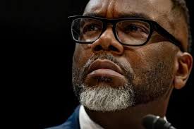 The story is from the reporter that Alderman Sigcho kicked out from a  neighborhood meeting. Still, just a day before the Caminos meeting, Sigcho  Lopez, a close ally of Mayor Brandon Johnson,