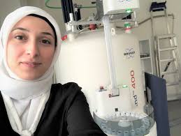 Fatima arbejder mod corona og tiden