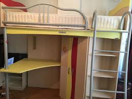 Bueno ranza dolap çalışma masası ürünümüz sizin istediğiniz niteliklere uygun gönül rahatlığıyla tercih edebileceğiniz bir mobilyamız. Sari Sansli Cocuk Yatagi Dolap Calisma Masasi Birarada Odaya Baska Esya Gerekmez Modelleri Ve Fiyati Dekopasaj