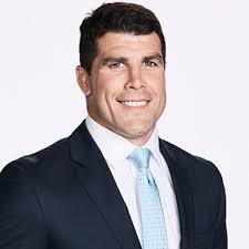 Michael Ennis's Instagram, Twitter & Facebook