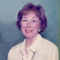 Elizabeth Waidelich's Instagram, Twitter & Facebook