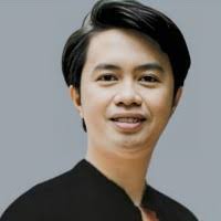 300+ (na) “Valló” profile