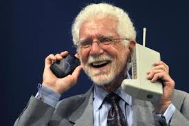 ••• cine a inventat telefonul. Voi Stiti Cine A Inventat Telefonul Mobil Quickmobile