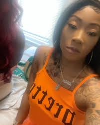 Instagram 用户 Felecia Taylor