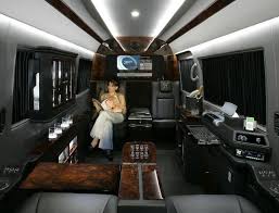 Jetvan3 Jpg 720 551 Pixels Benz Sprinter Mini Van Bus Interior