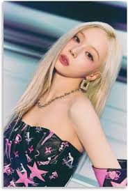 Amazon.co.jp: WINTER ウィンター AESPA エスパ Japan Debut Single Hot Mess  学生キャンバスポスター寝室の装飾スポーツ風景オフィスルームの装飾ギフトキャンバスポスター壁アートの装飾リビングルームの寝室の装飾のための絵画の印刷  20x30inch(50x75cm) : ホーム ...