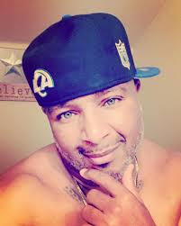 Whose House? RAMS HOUSE! 🏈