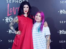 She is best known for her work as a tattoo artist on the tlc reality television show la ink, which premiered in the united states on august 7, 2007. Beauty Kat Von D Is Coming To France At Sephora Lazy Kat