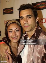 7 526 Adrian Paul Foton och högupplösta bilder