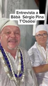 Entrevista a Bàbà Sérgio Pina de Osòósí sobre o candomblé na casa de Yá  Claudia Refina D'Lufan e sobre o candombke Raiz e a influência das redes  sociais. assista, compartilhe e de sua opinião. ...