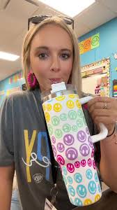 Spring break is FINALLY here ☀️☀️ #teachersoftiktok #teacherlife #classroom  #teacheronbreak #thirdgrade #springbreak #countdowntosummer #fyp  #teachertok #classroomideas #elementaryteacher #teacher