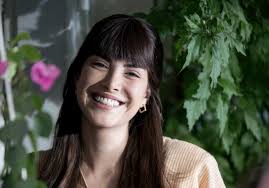 Lovely memo and ova kogustaki mucize music video, miracolul in celula 7 subtritat in roamana, memo ova lingo lingo w lyrics, 7 koğuştaki muci ze full i zle si nema fi lmi i zle türkçe i zle, koğuştaki mucize complet, 7 koğuştaki mucize kamera arkası ve oyuncu röportajları, 7 koğuştaki mucize fragman. Deniz Baysal 7 Kogustaki Mucize Filminde Ogretmen Oldu Temiz Magazin