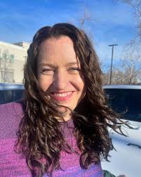 Girlfriend SLAYED this color!!🤩🤩#pravanavivids #pravanachromasilk