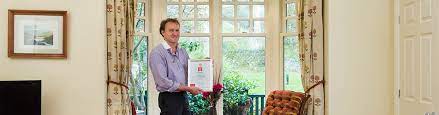 They have a variety of facilities, styles and locations to suit all budgets. 5 Good Reasons To Invest In A Cottage In The Lake District Lakelovers