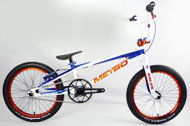 Team green , team red , team brown girls' team winners: Niek Kimman Netherlands Olympic Bikes Fifteen