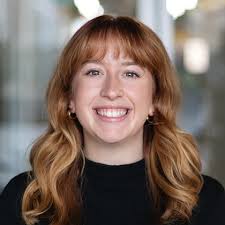 Lauren Hemphill's Instagram, Twitter & Facebook