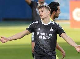 Dec 17, 1998 · on 27th august 2014 he became the youngest ever player to play for norway at senior level, at 15 years and 253 days. Lzwsiad Tm7rpm