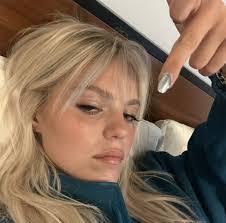 Allison Puente's Instagram, Twitter & Facebook