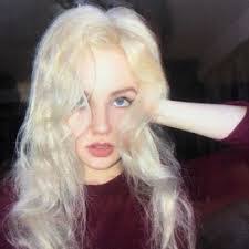 Deidra Bates's Instagram, Twitter & Facebook