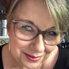 Cindy Sams's Instagram, Twitter & Facebook