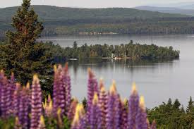 The town of rangeley, oquossoc for vacationers, the towns of rangeley and oquossoc both offer a varied array of accommodations, including hotels, maine vacation rental cabins. Rangeley Lakes Visit Maine