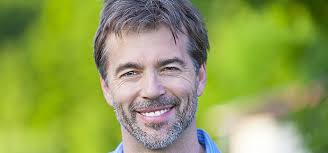 Une offre d'emploi est un message diffusé par un employeur sur le marché de l'emploi pour exprimer son intention d'embaucher un demandeur d'emploi pour qu'il devienne un employé de son organisation,,. Emploi Saisonnier Hauts De France Jobs D Ete Camping Gestion Camping Com