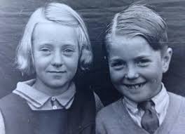 My mum Beverley and her brother Barry. Early 40's ❤️
