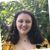 Lisa Bast's Instagram, Twitter & Facebook